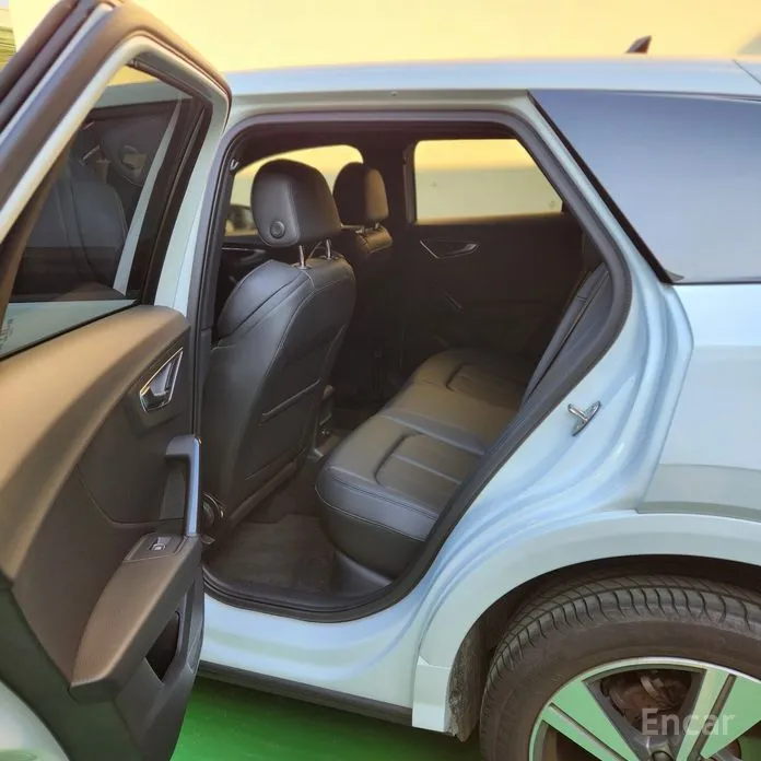 Фото 10 - Audi Q2