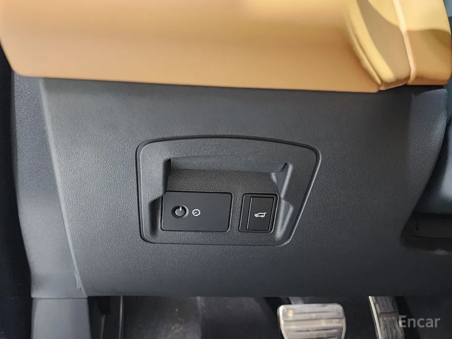 Фото 15 - Land Rover Range Rover Velar