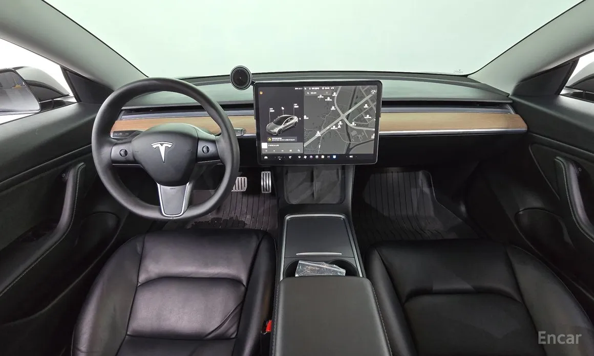 Фото 7 - Tesla Model 3