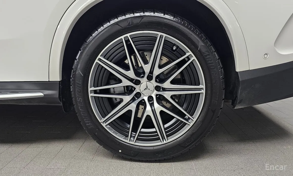 Фото 5 - Mercedes-Benz GLC-Class