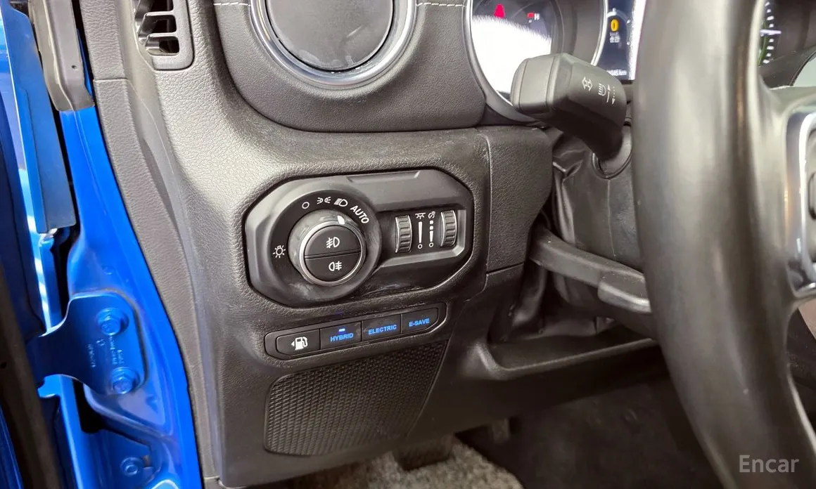 Фото 18 - Jeep Wrangler