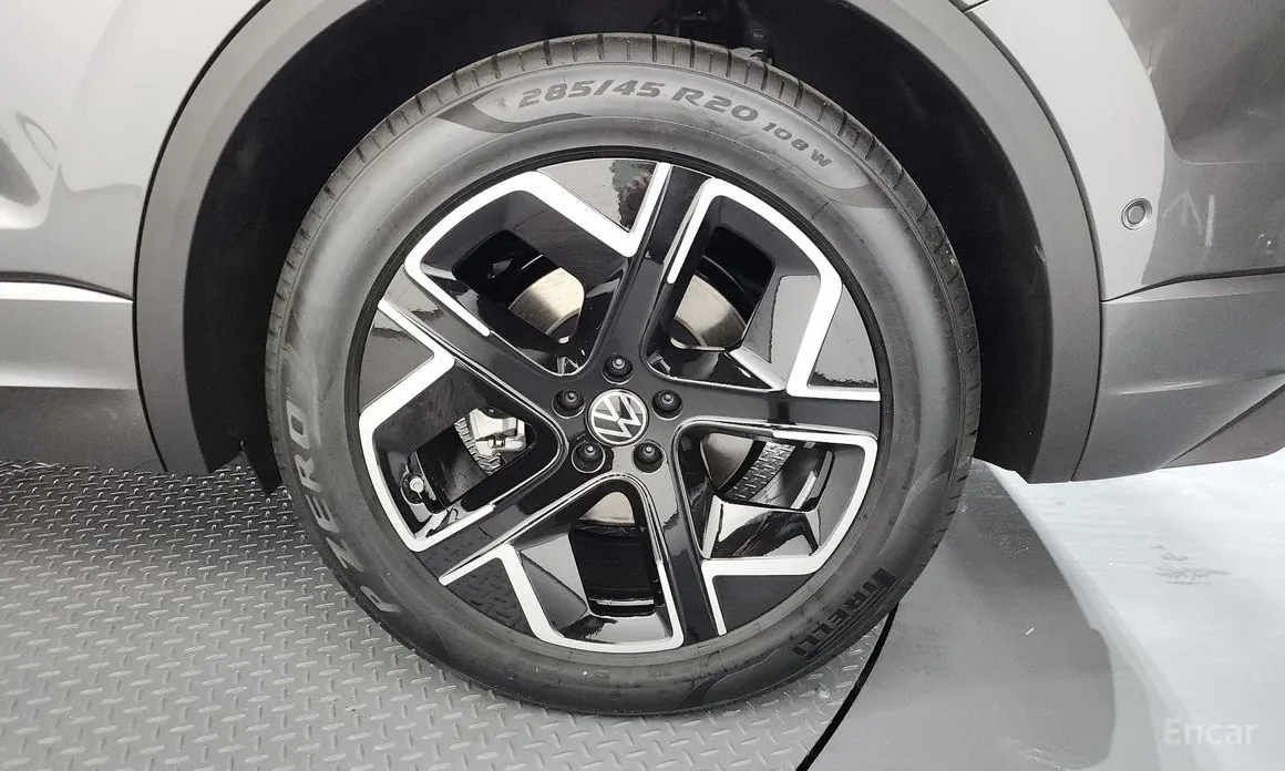 Фото 5 - Volkswagen Touareg