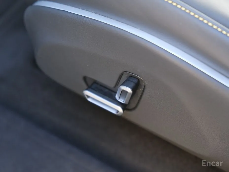 Фото 12 - Ferrari Purosangue