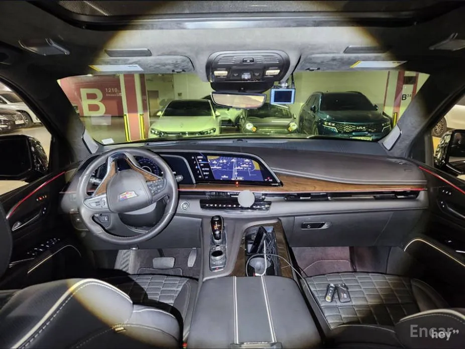 Фото 3 - Cadillac Escalade