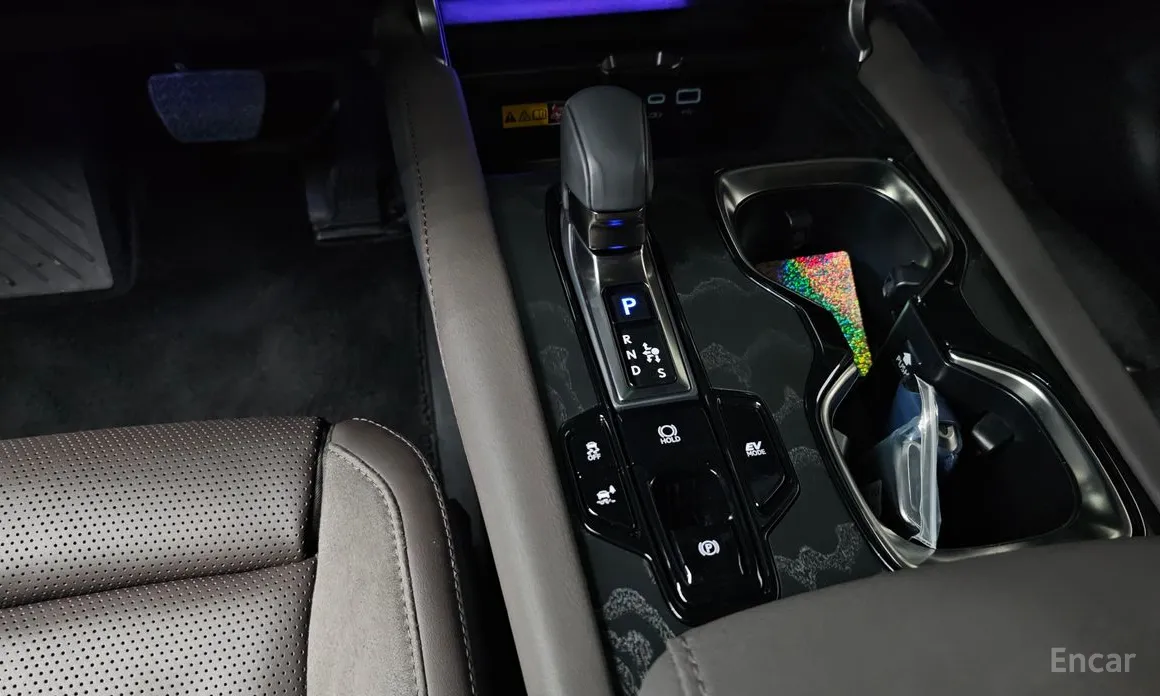 Фото 9 - Lexus RX