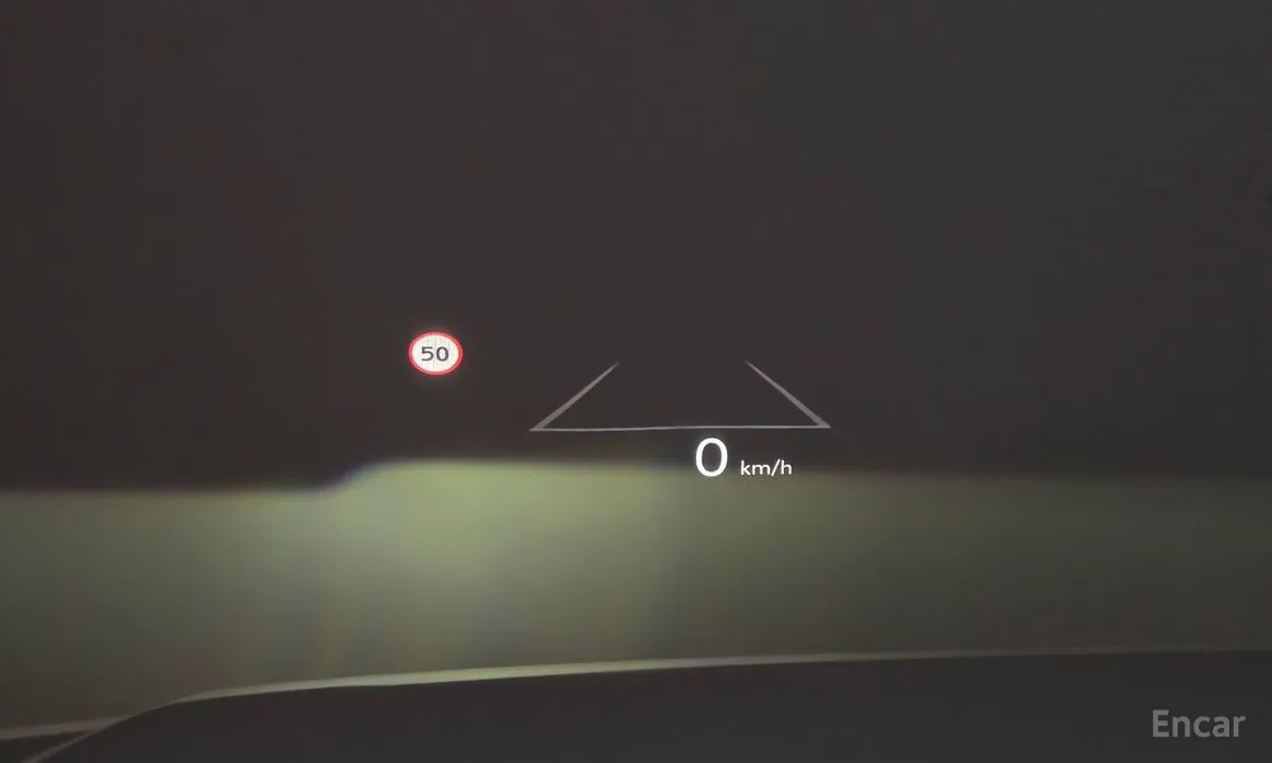 Фото 18 - Hyundai Santa Fe