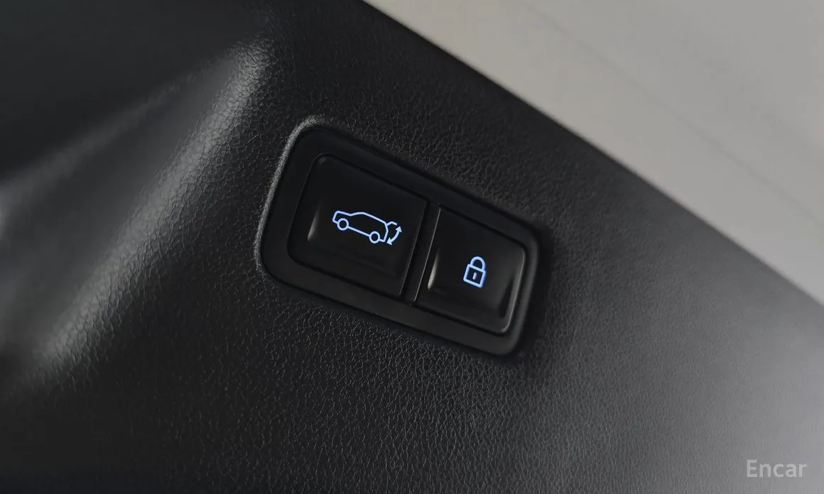 Фото 20 - Hyundai Santa Fe