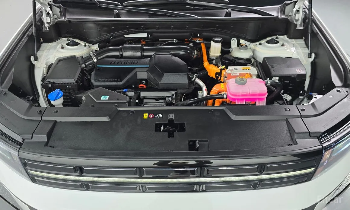 Фото 6 - Hyundai Santa Fe