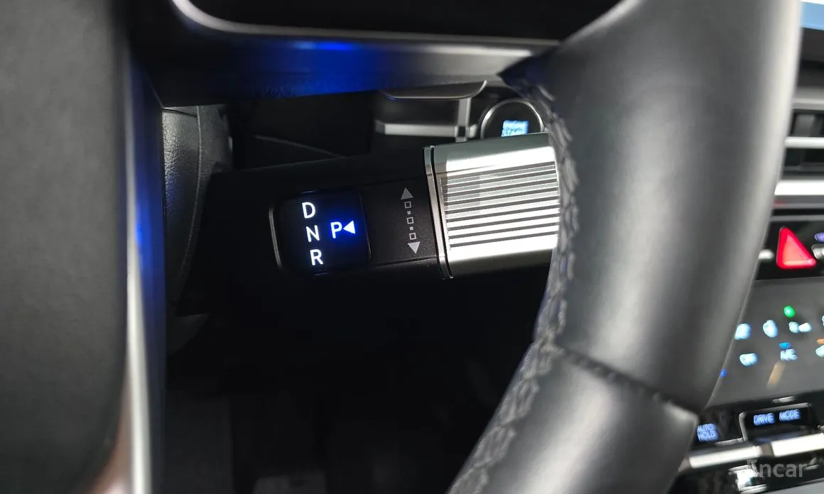 Фото 9 - Hyundai Santa Fe