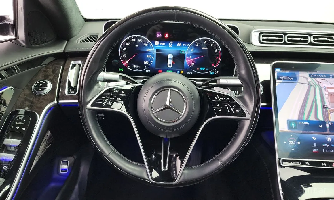 Фото 13 - Mercedes-Benz S-Class