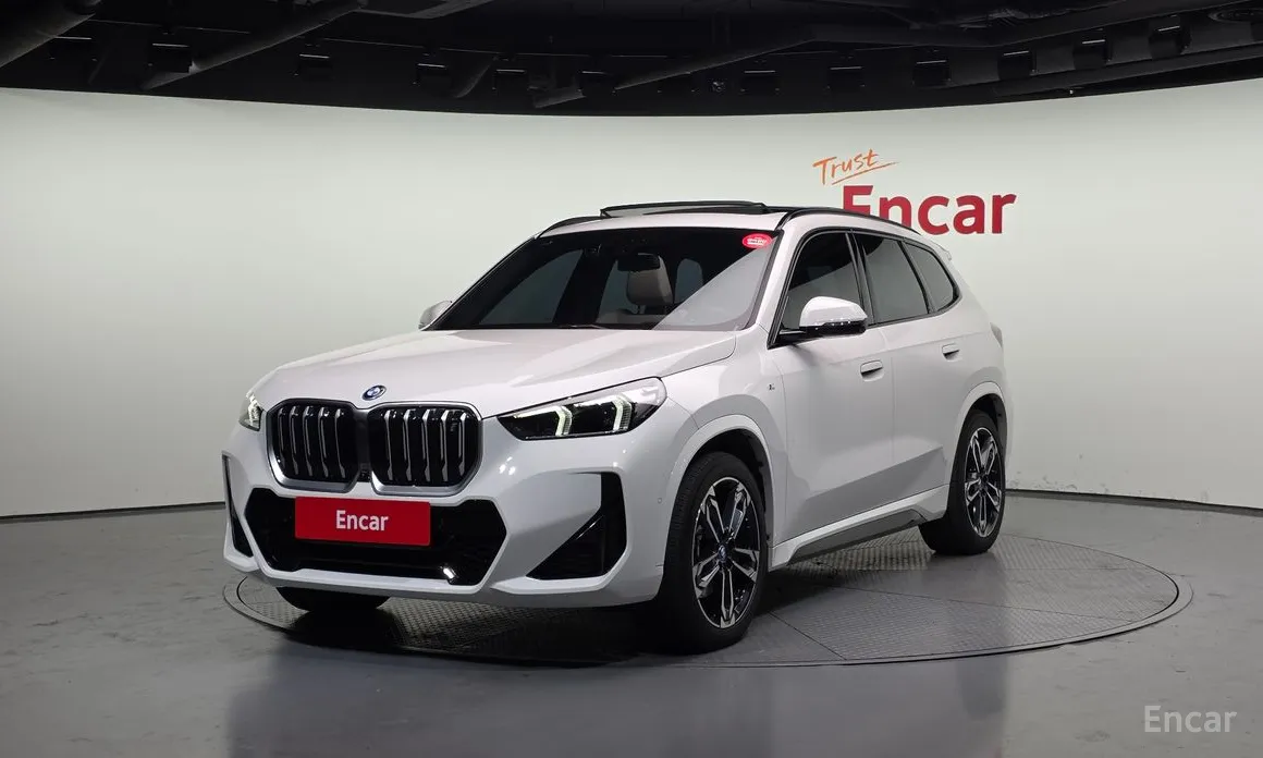 Фото 1 - BMW iX1