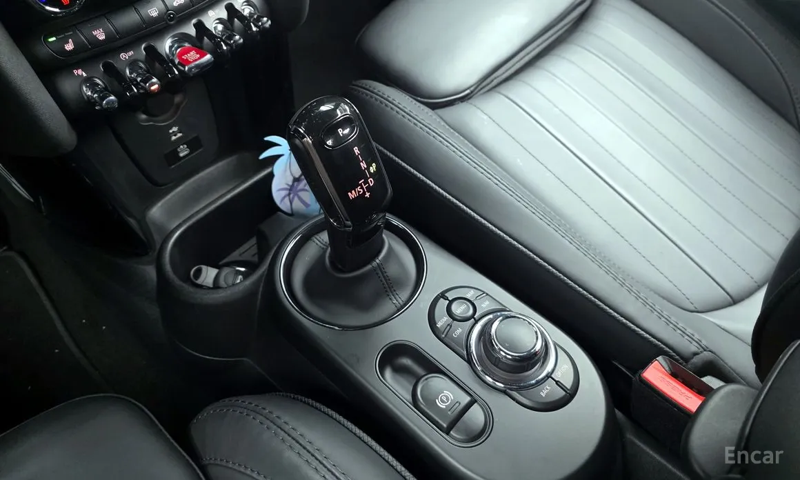 Фото 9 - Mini Cooper