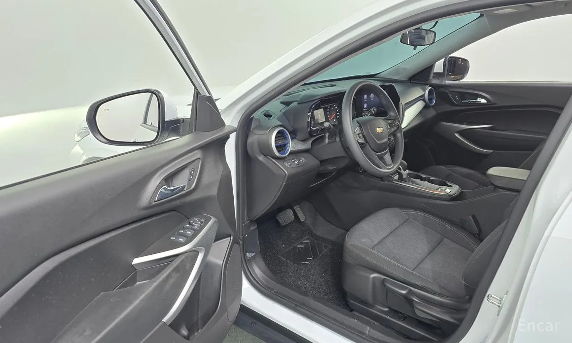 Фото 10 - Chevrolet Trax