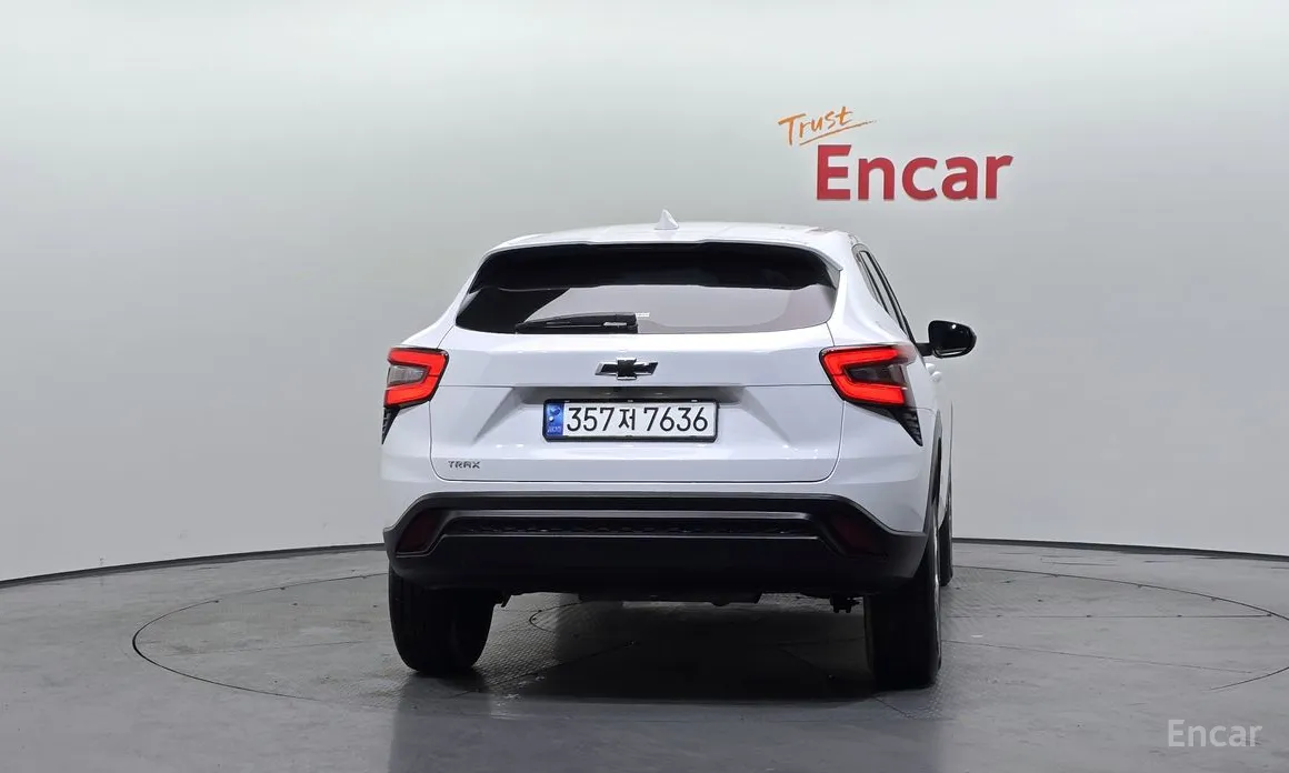 Фото 4 - Chevrolet Trax