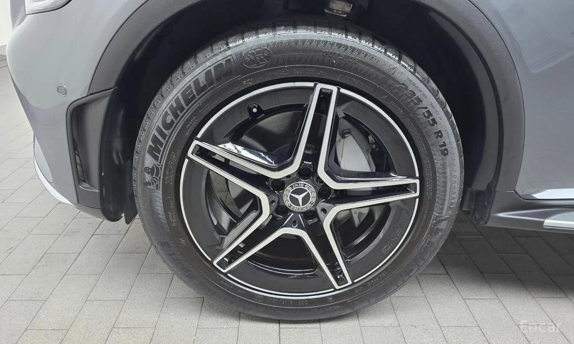 Фото 5 - Mercedes-Benz GLC-Class