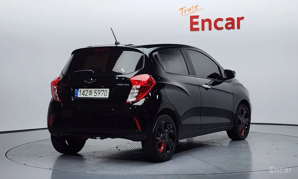 Фото 2 - Chevrolet Spark