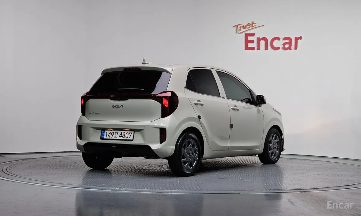 Фото 2 - Kia Morning
