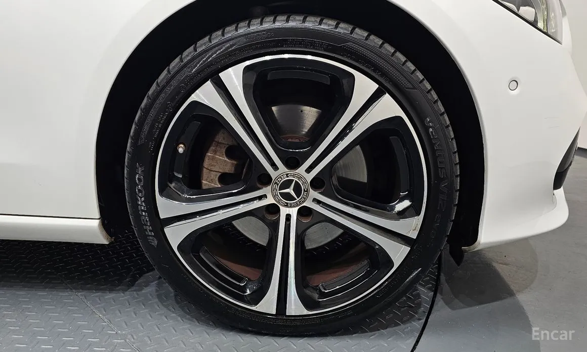 2022 Mercedes-Benz C-Class
