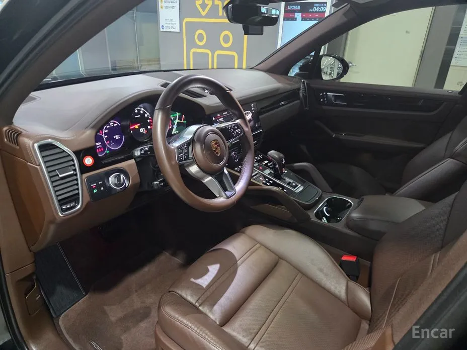 Фото 11 - Porsche Cayenne