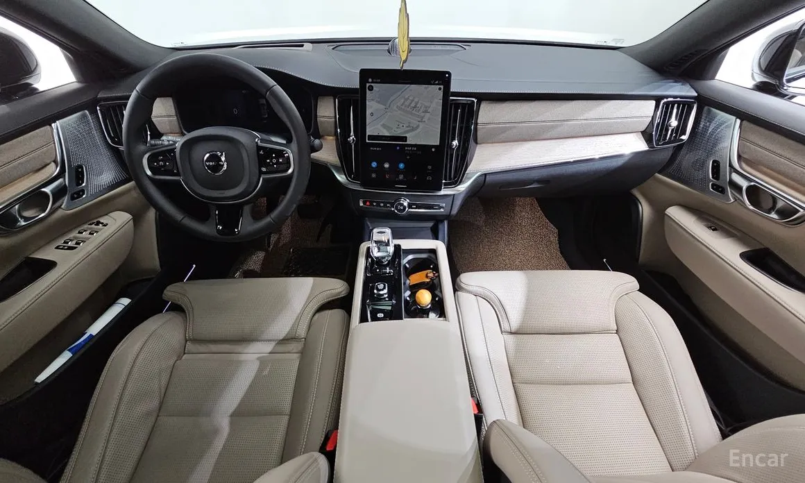 Фото 7 - Volvo S90