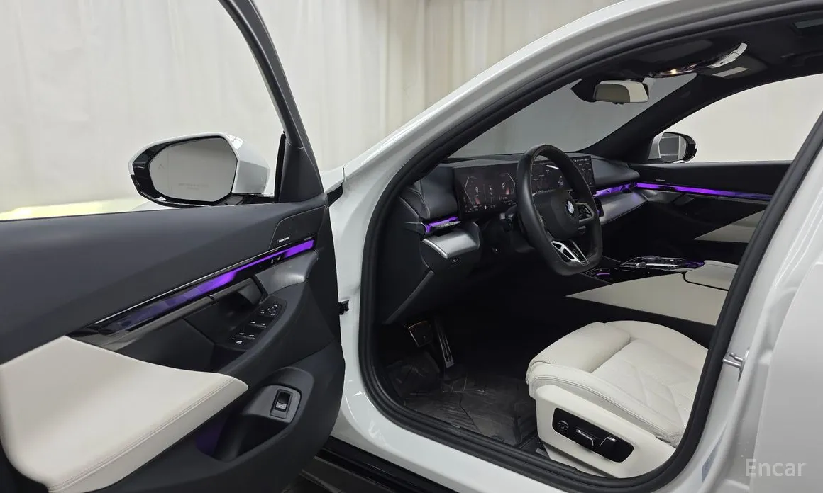 Фото 10 - BMW 5 Series