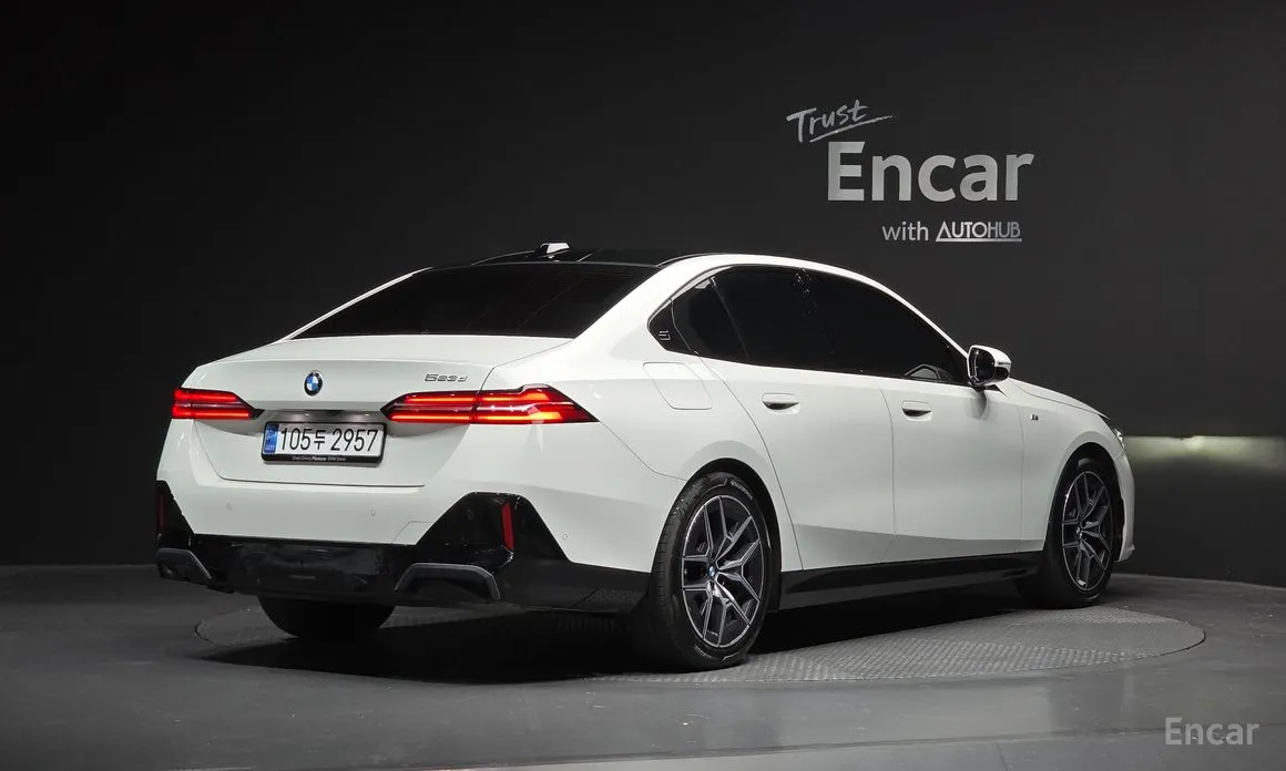 Фото 2 - BMW 5 Series