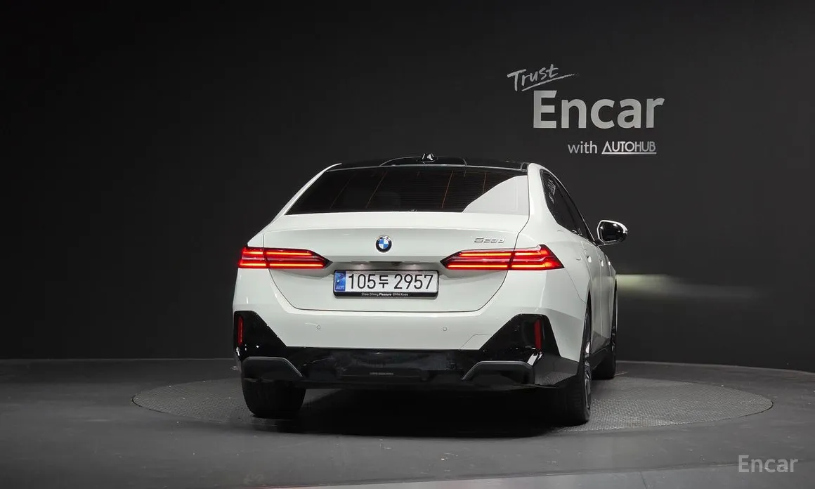 Фото 4 - BMW 5 Series