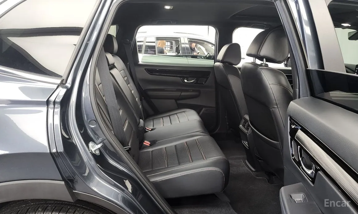 Фото 12 - Honda CR-V