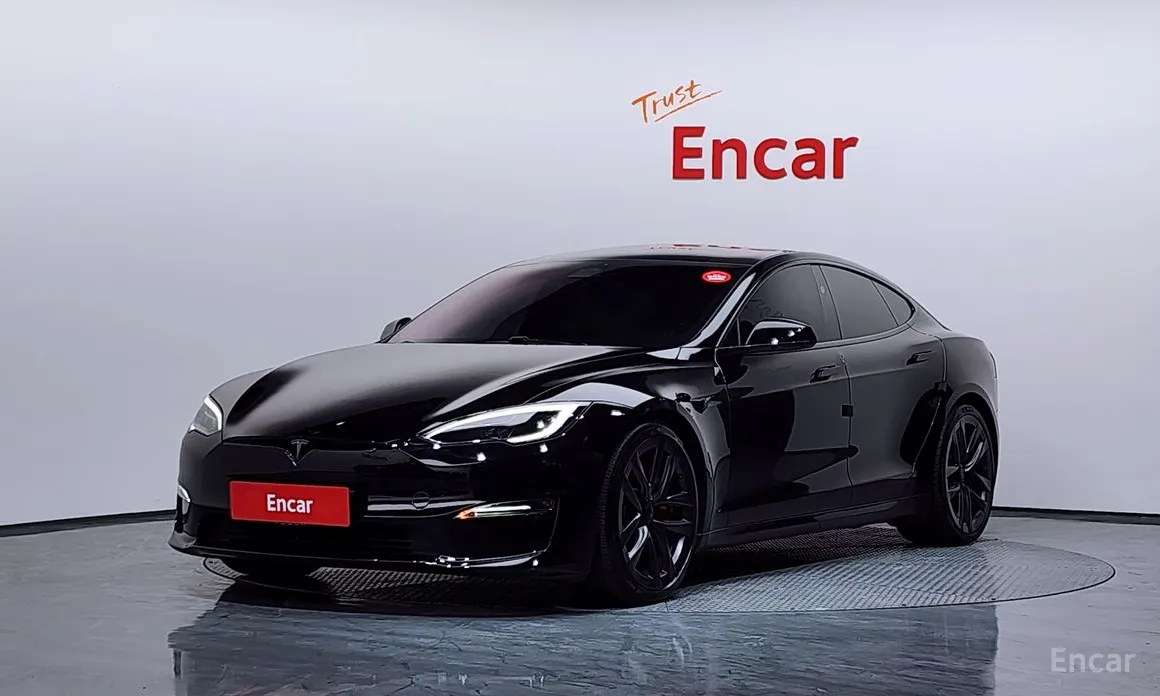 Фото 1 - Tesla Model S