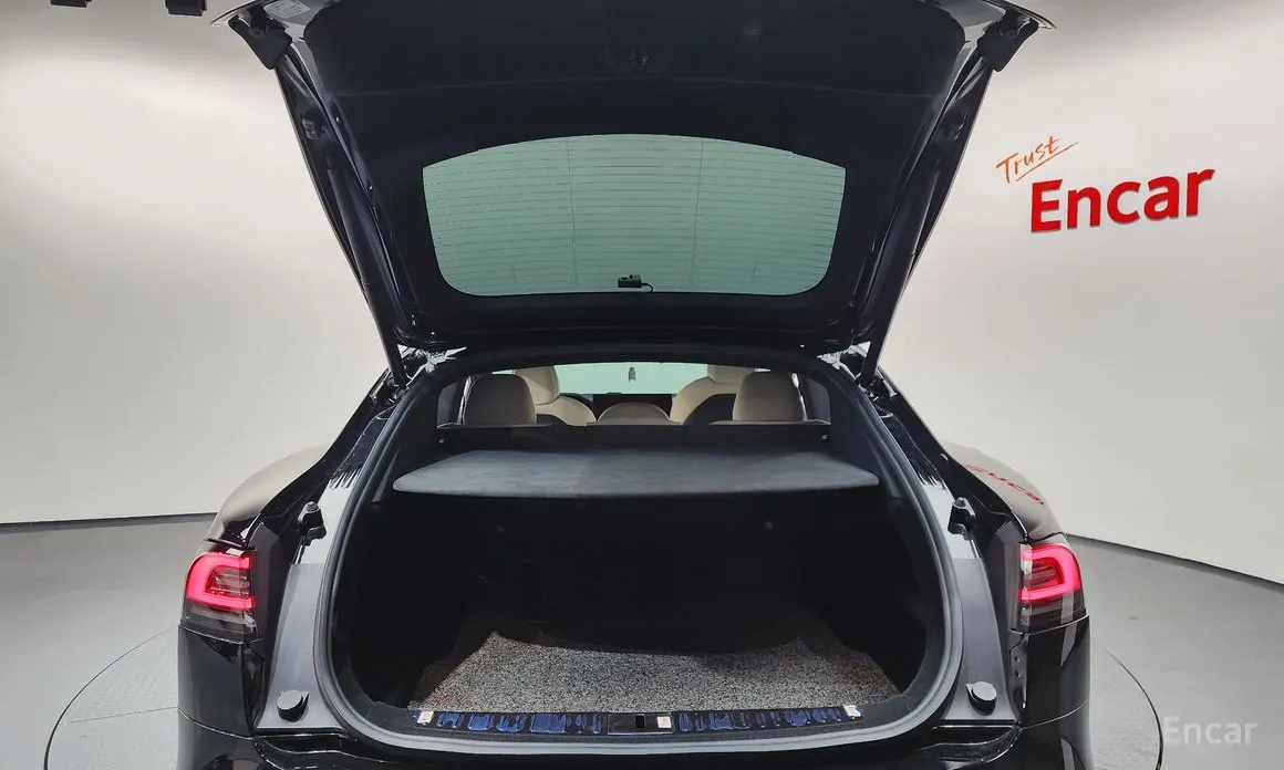 Фото 20 - Tesla Model S