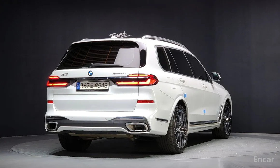 Фото 2 - BMW X7
