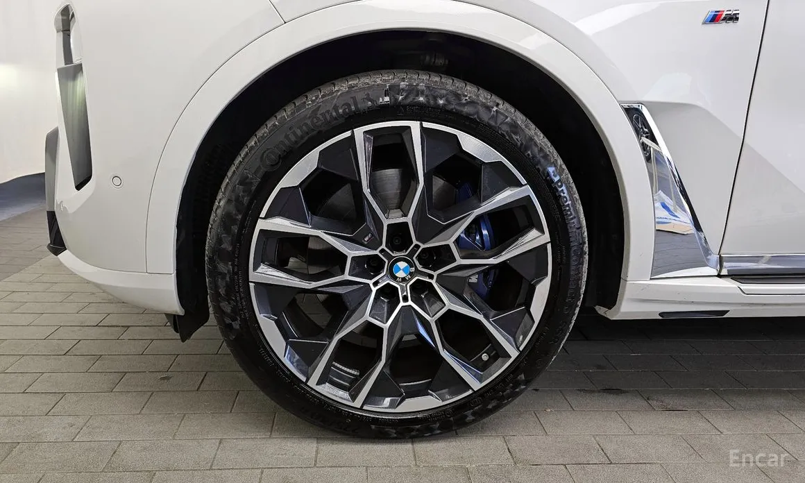 Фото 5 - BMW X7