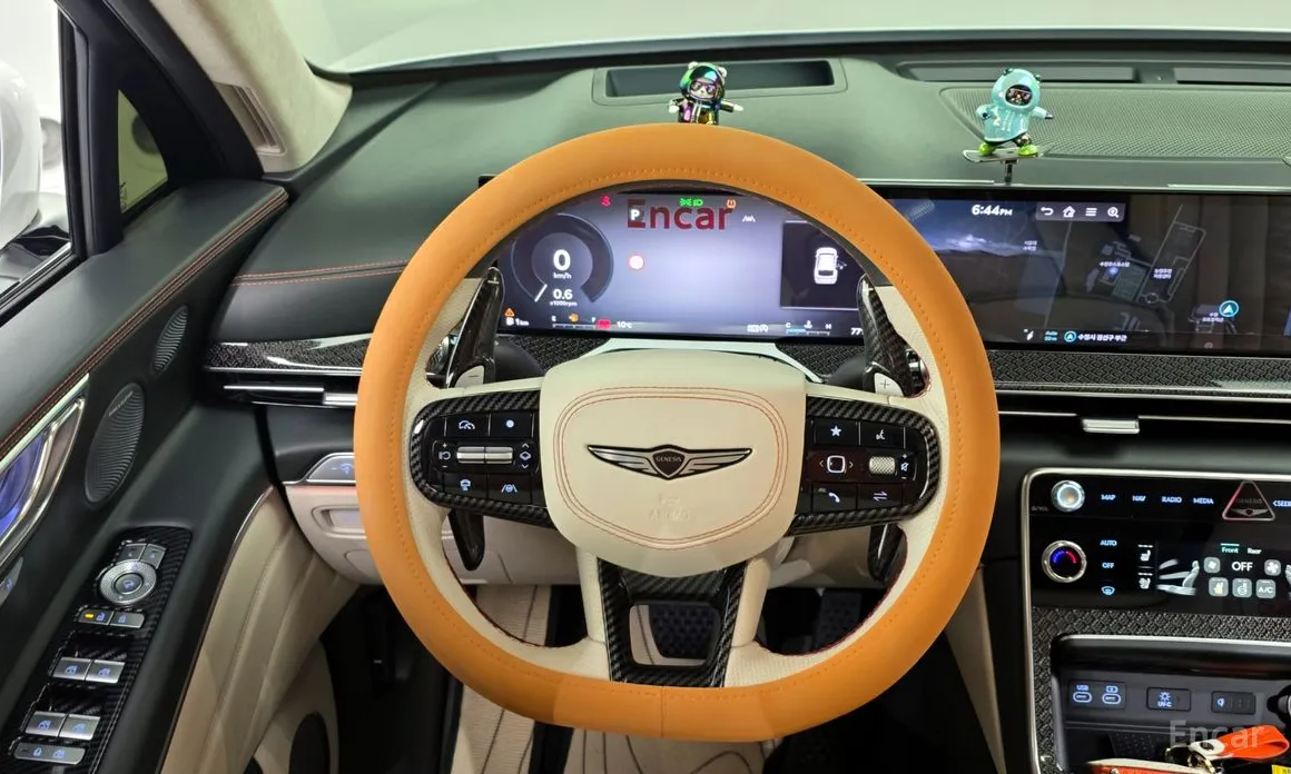 Фото 13 - Genesis GV80