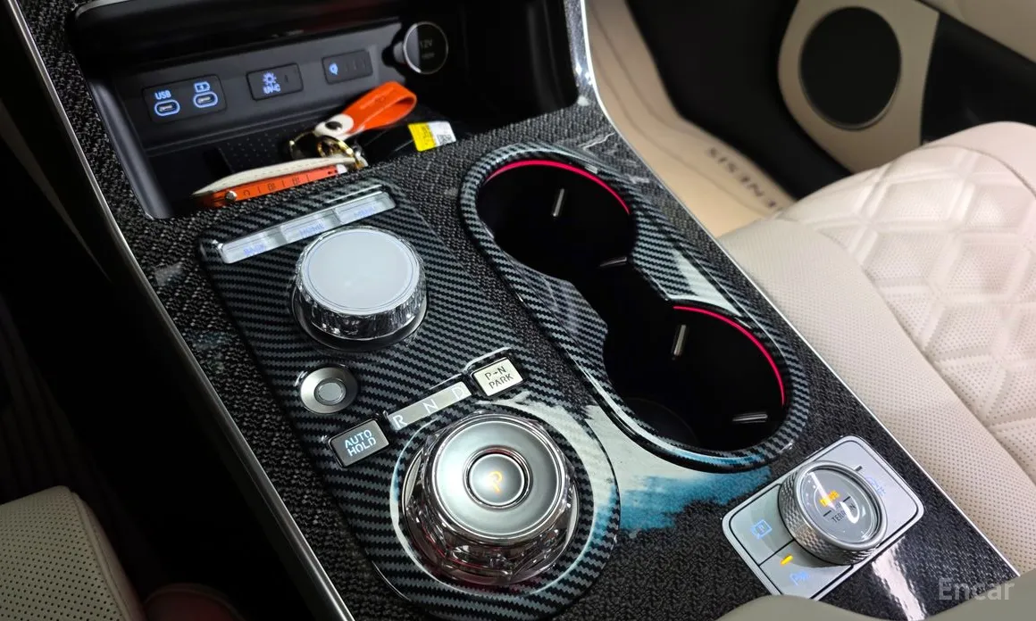 Фото 9 - Genesis GV80