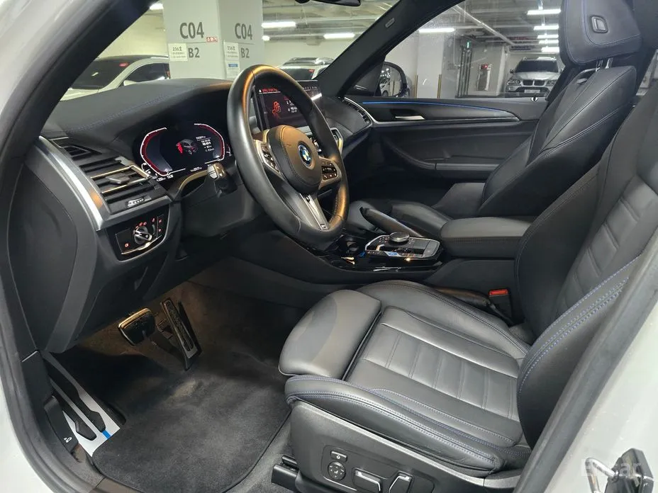 Фото 10 - BMW iX3