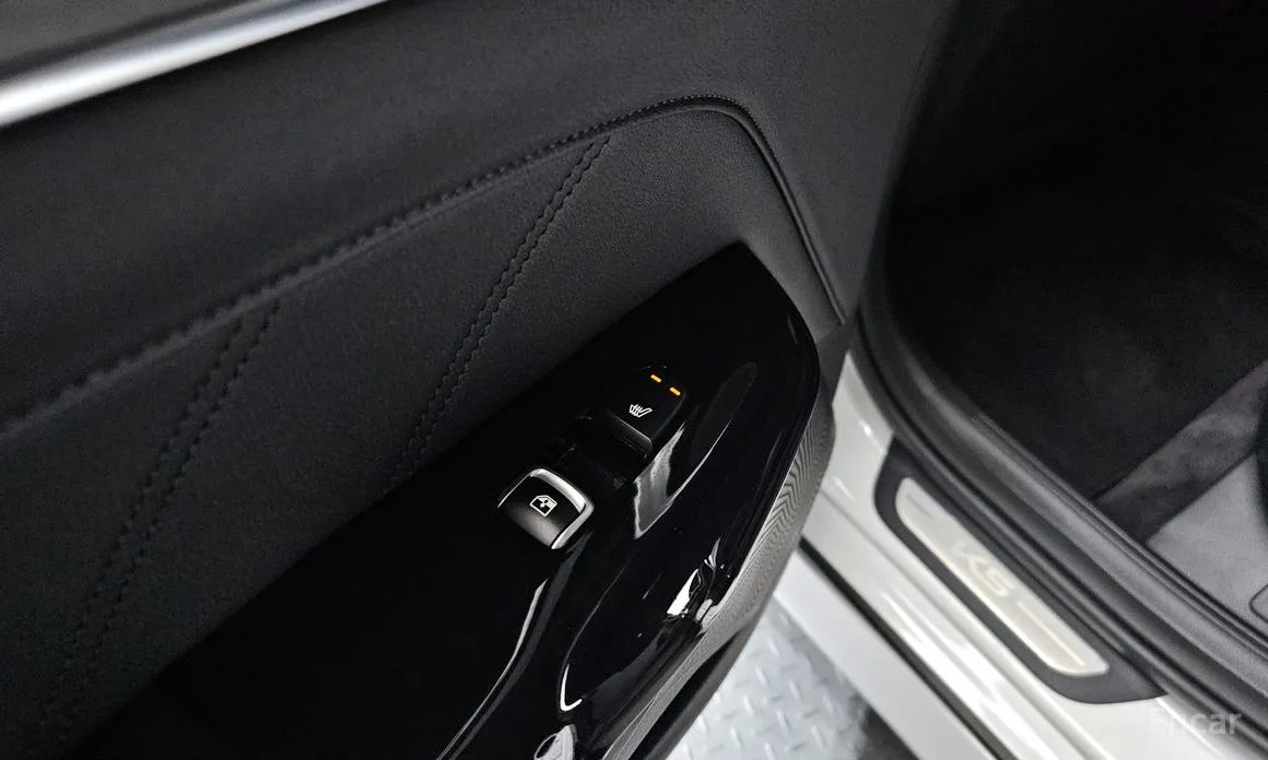 Фото 17 - Kia K5