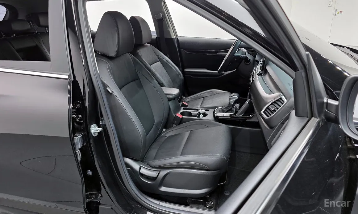 Фото 12 - Kia Seltos