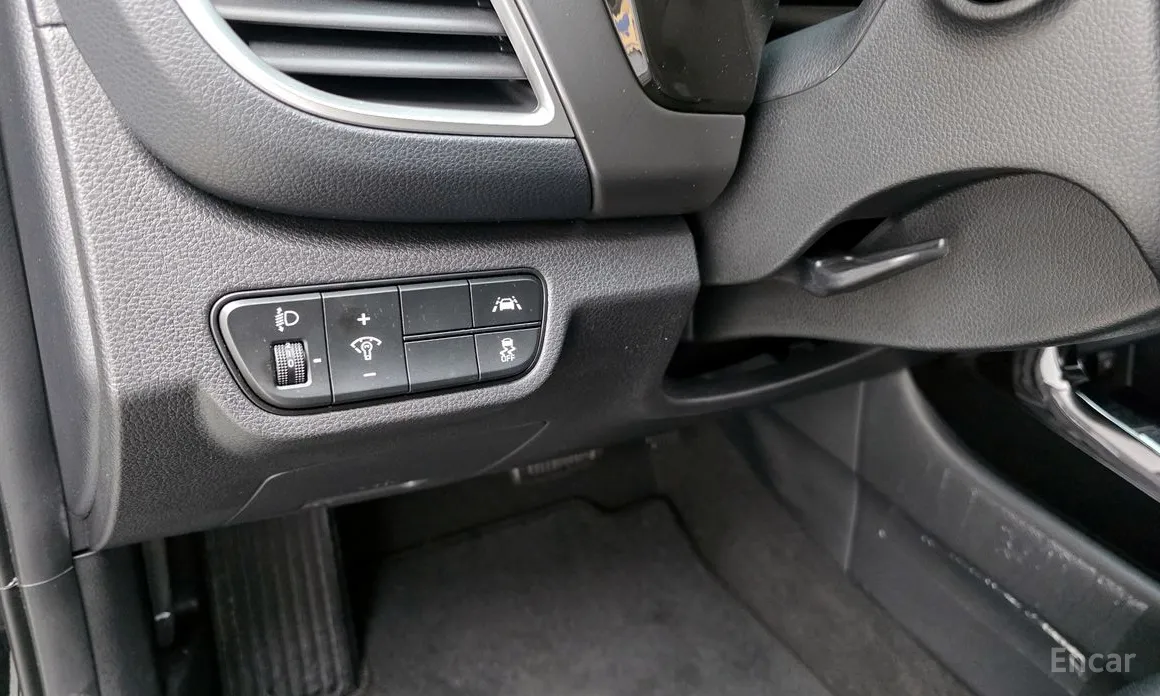 Фото 15 - Kia Seltos