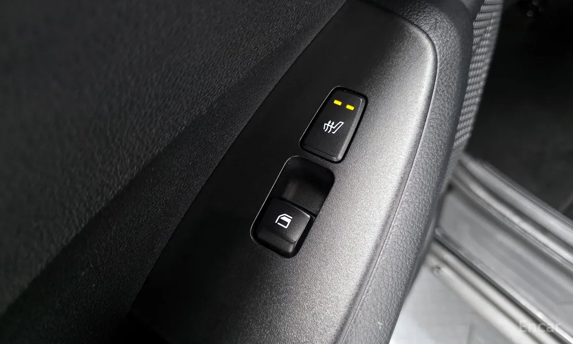 Фото 19 - Kia Seltos