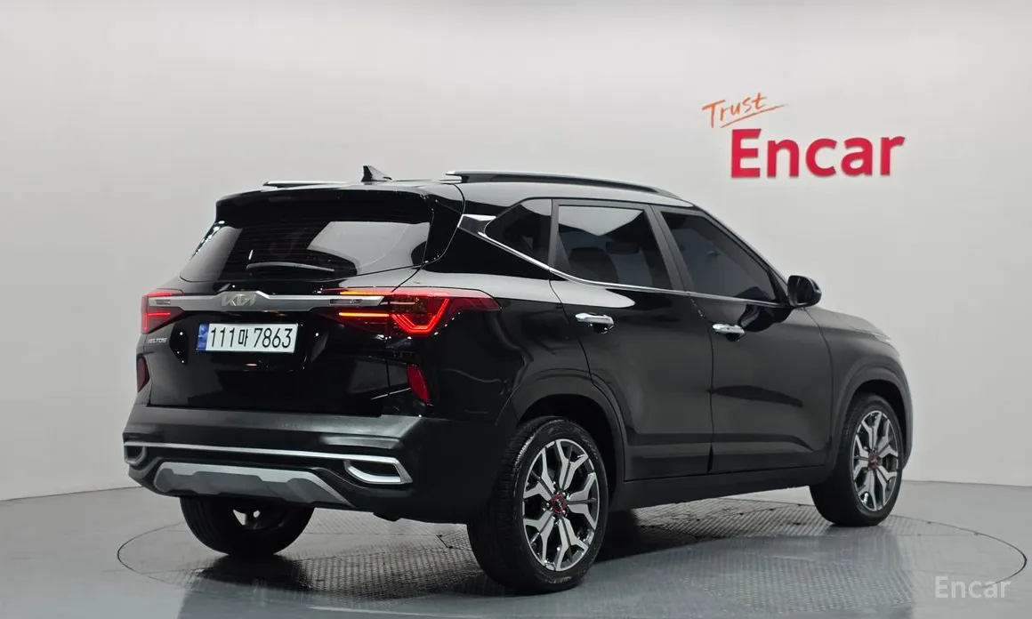 Фото 2 - Kia Seltos