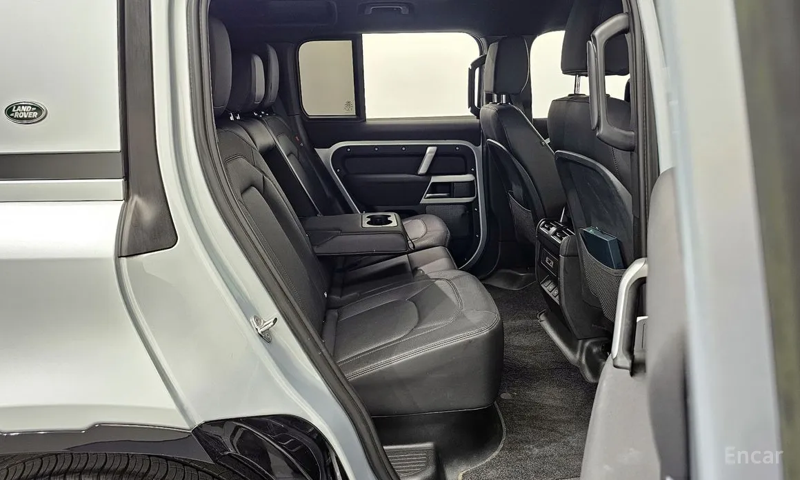 Фото 11 - Land Rover Defender