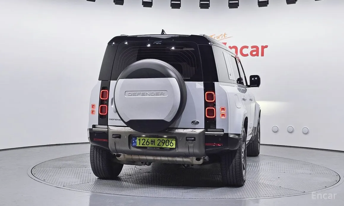 Фото 4 - Land Rover Defender