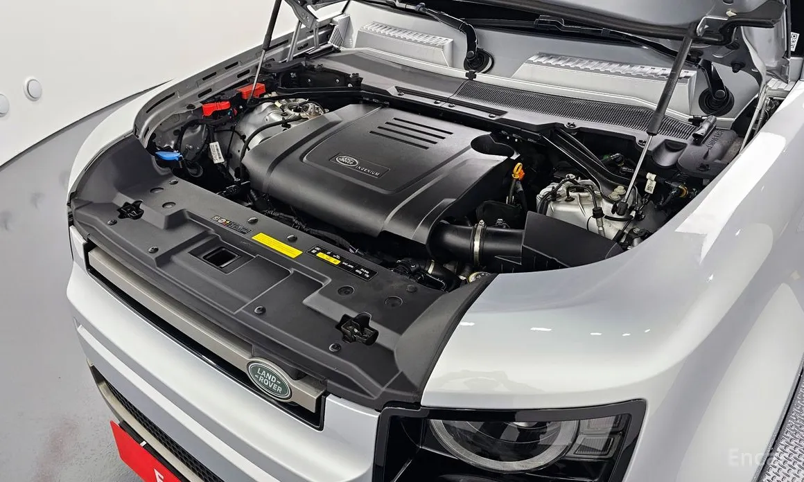 Фото 6 - Land Rover Defender