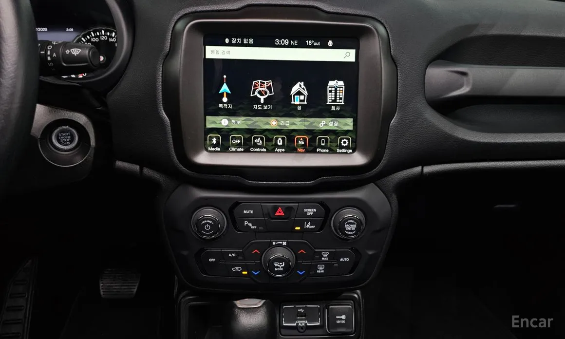 Фото 15 - Jeep Renegade