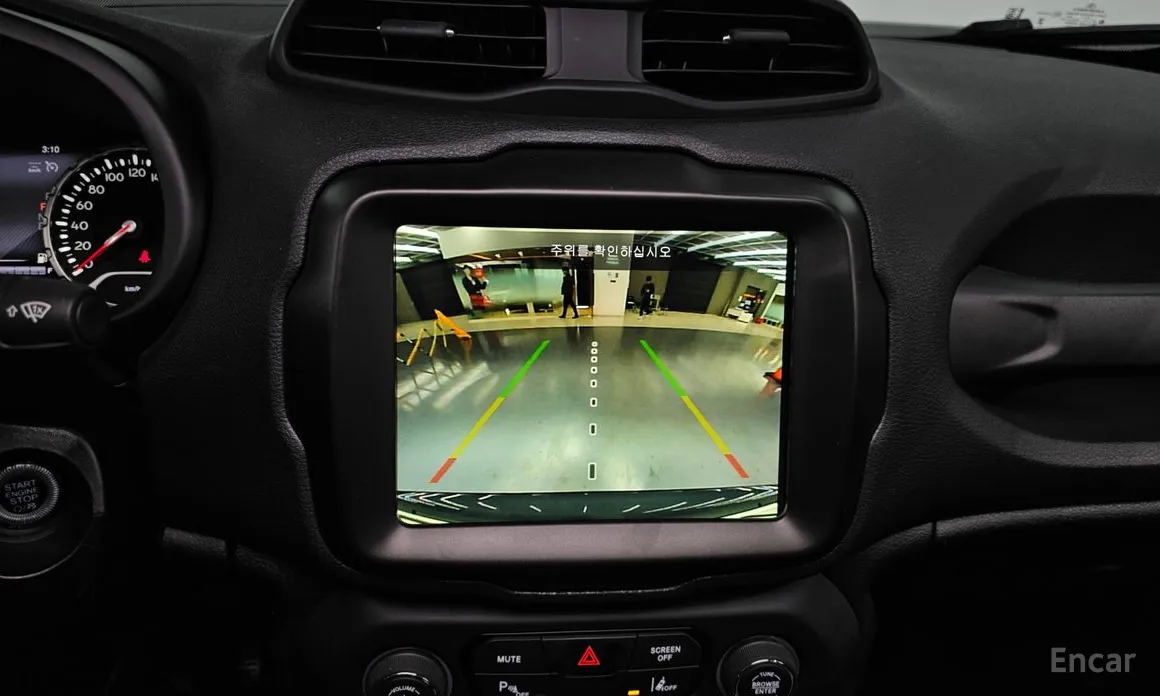 Фото 16 - Jeep Renegade