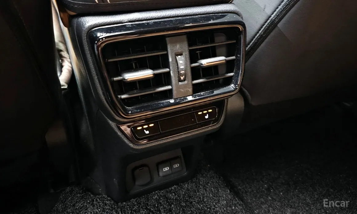 Фото 17 - Lexus NX