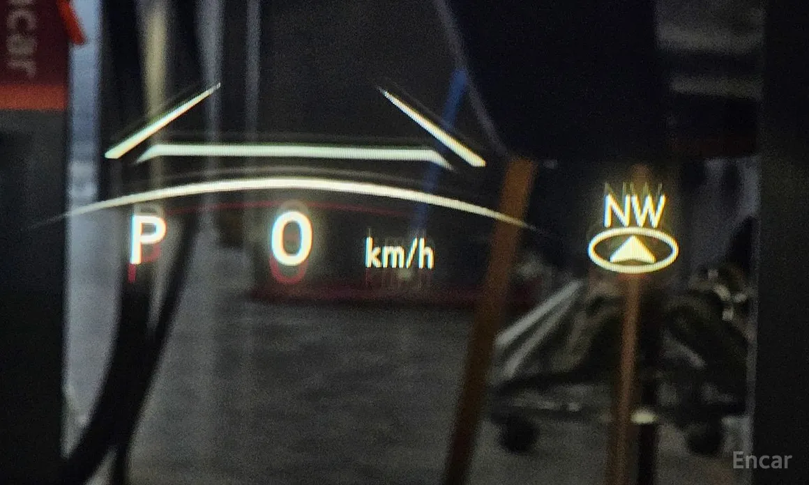 Фото 18 - Lexus NX