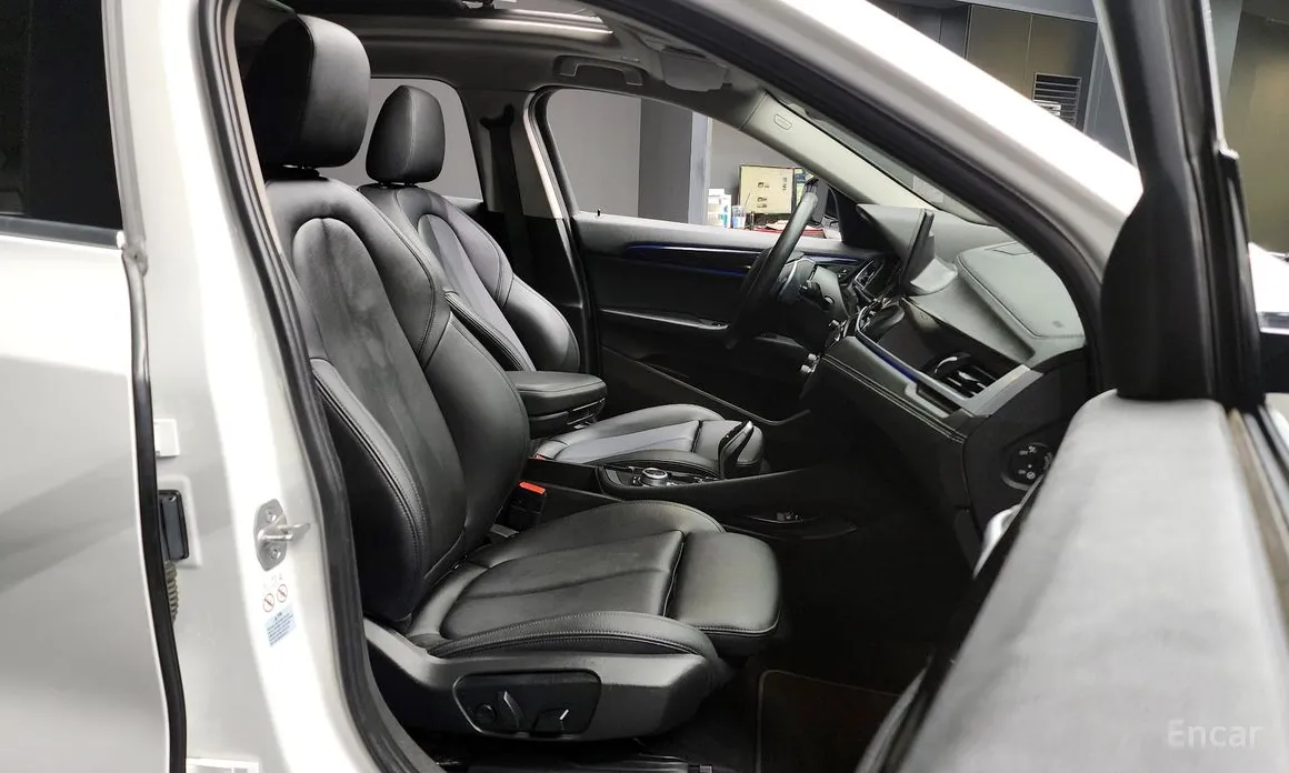 Фото 11 - BMW X2 (F39)