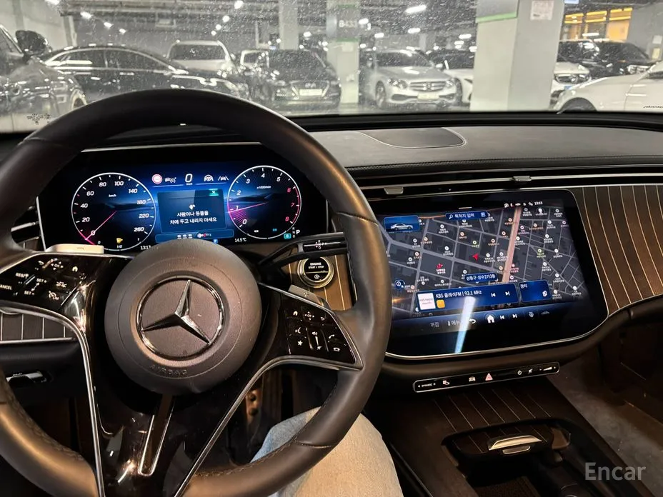 Фото 9 - Mercedes-Benz E-Class