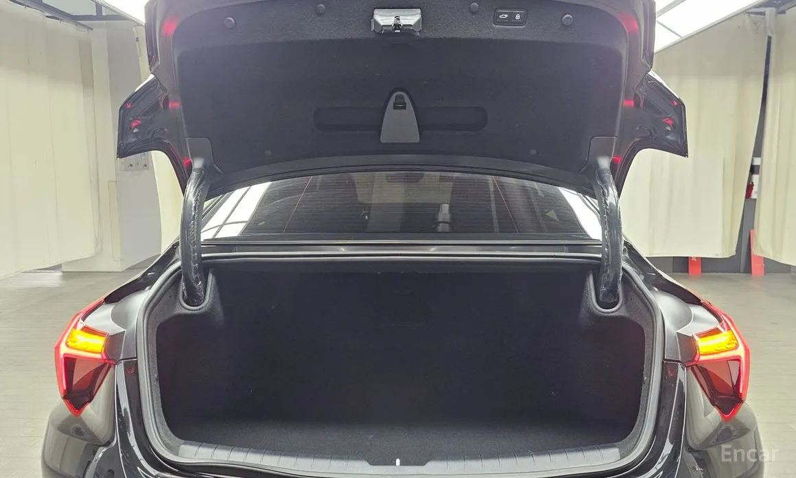 Фото 20 - Kia K8